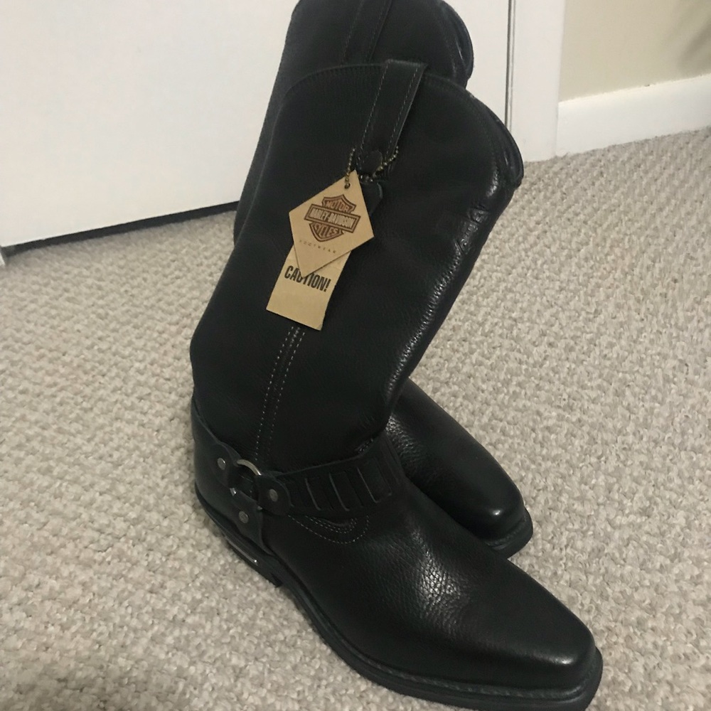 Ladies Harley Davidson riding boots